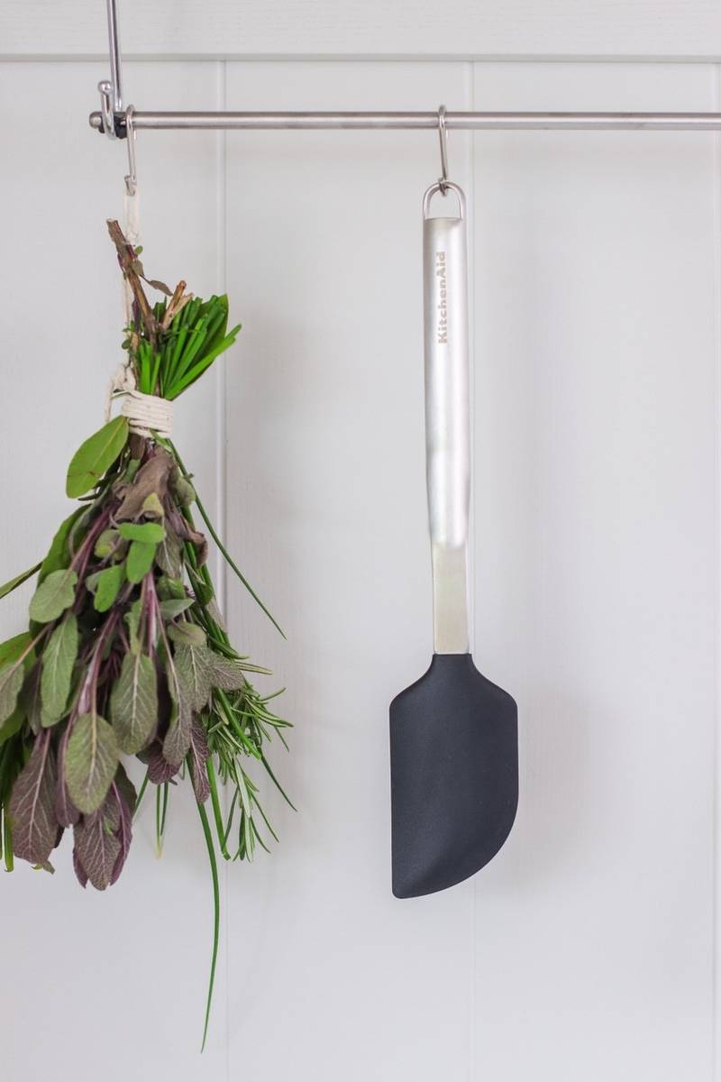 KitchenAid Premium Kuchyňská stěrka, nerezová