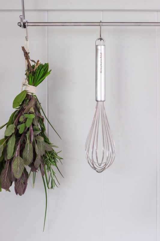 KitchenAid Premium Kuchyňská metlička, celonerezová