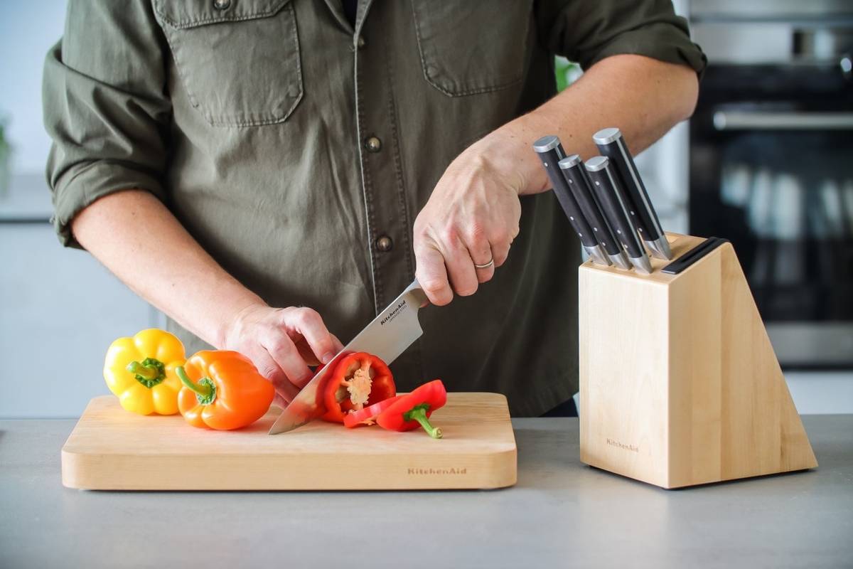 KitchenAid Sada nožů v bloku s brouskem, 5 ks