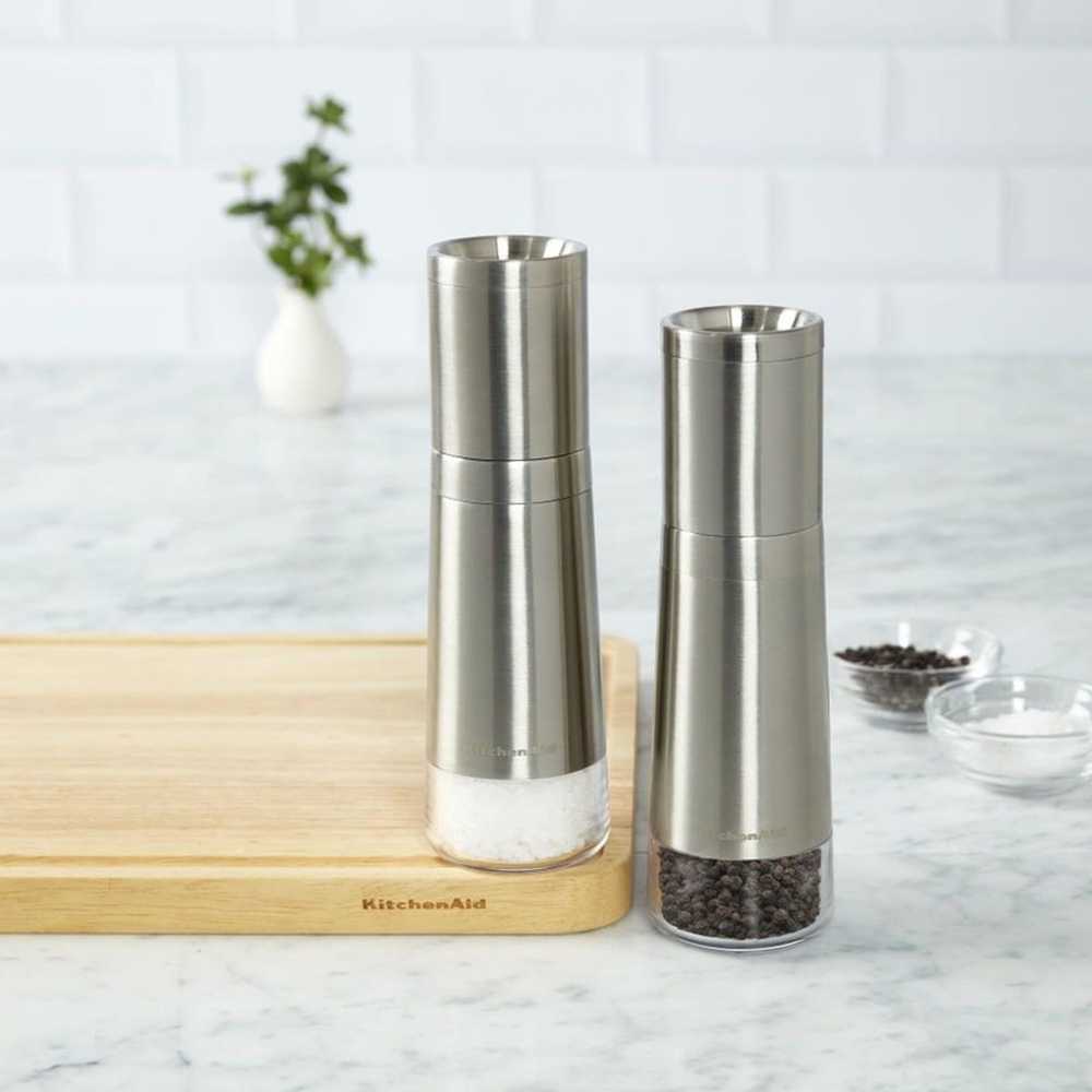 KitchenAid Sada mlýnků na sůl a pepř, 2 ks