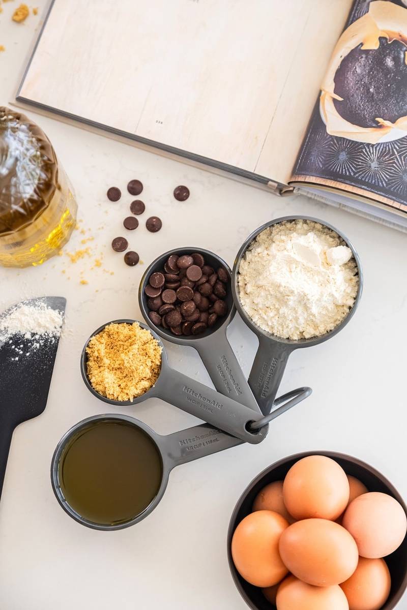 KitchenAid Sada odměrek, 4 ks, charcoal grey