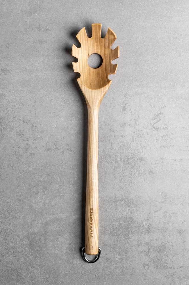 KitchenAid Dřevěná naběračka na těstoviny, bříza