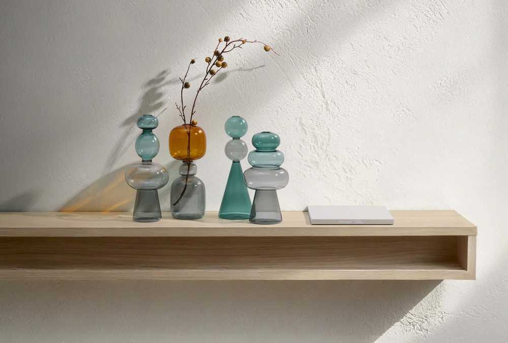 Philippi Váza Curiosa, tvar kužele