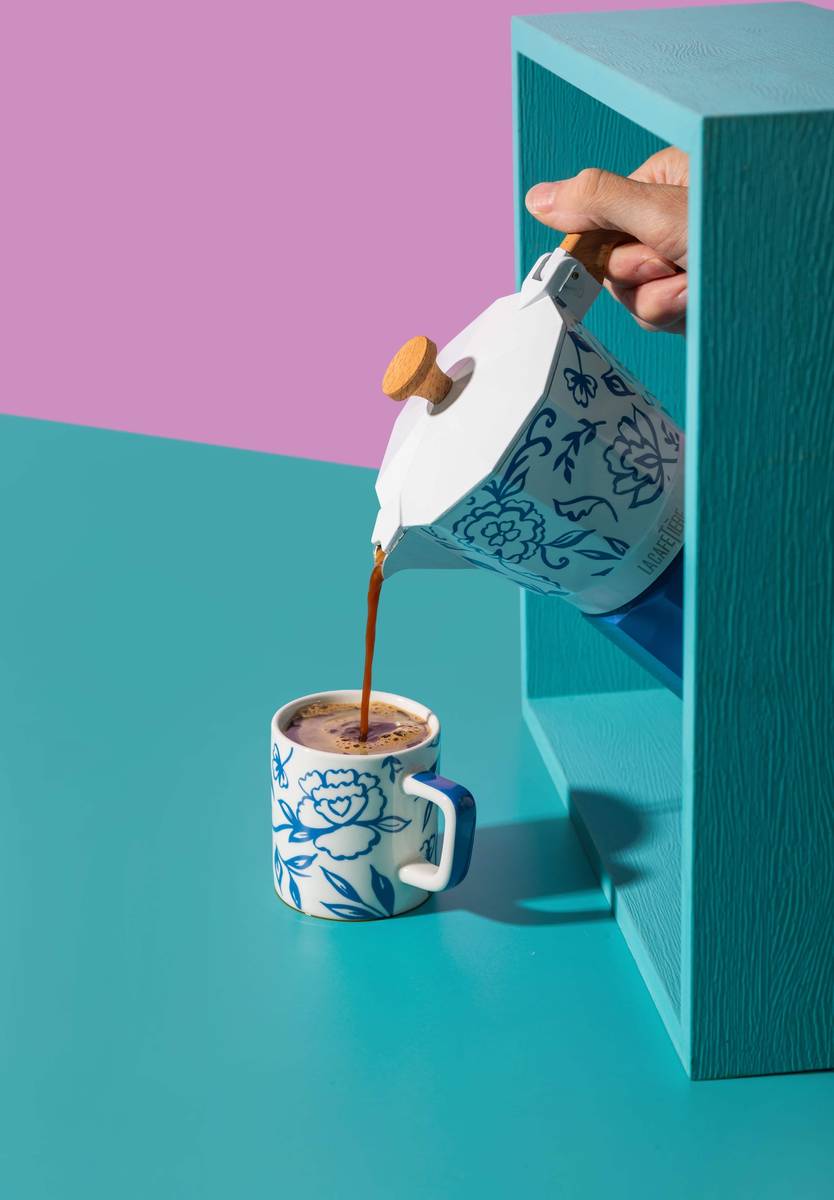 La Cafetière Moka konvička na espresso, Blu Fiorato, pro 6 šálků