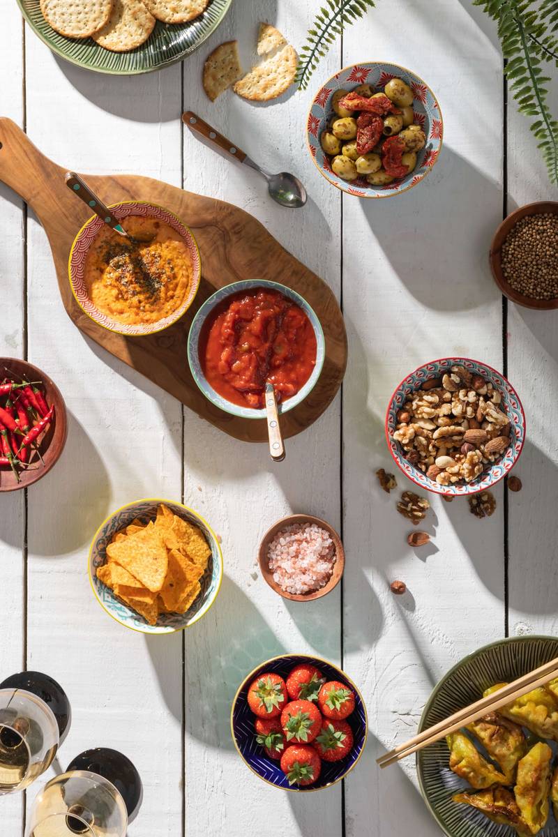 Mikasa Miska na pochutiny Grey Floral, 12 cm