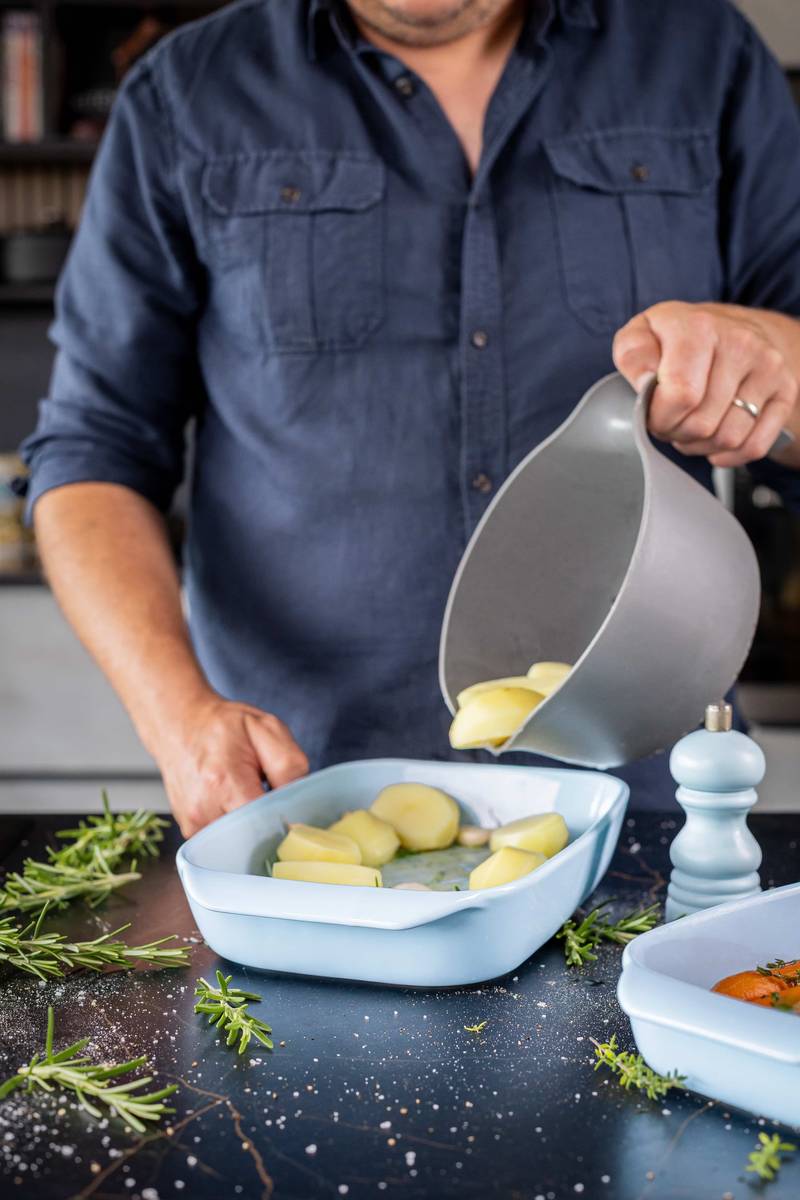 MasterClass Keramická zapékací mísa s madly, 30 cm, nebesky modrá