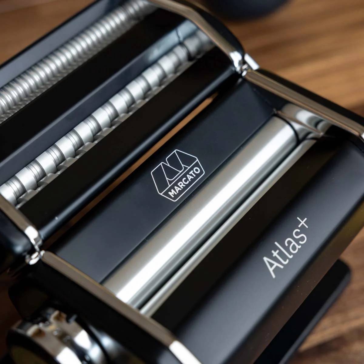 Marcato Atlas+ Strojek na těstoviny, černá