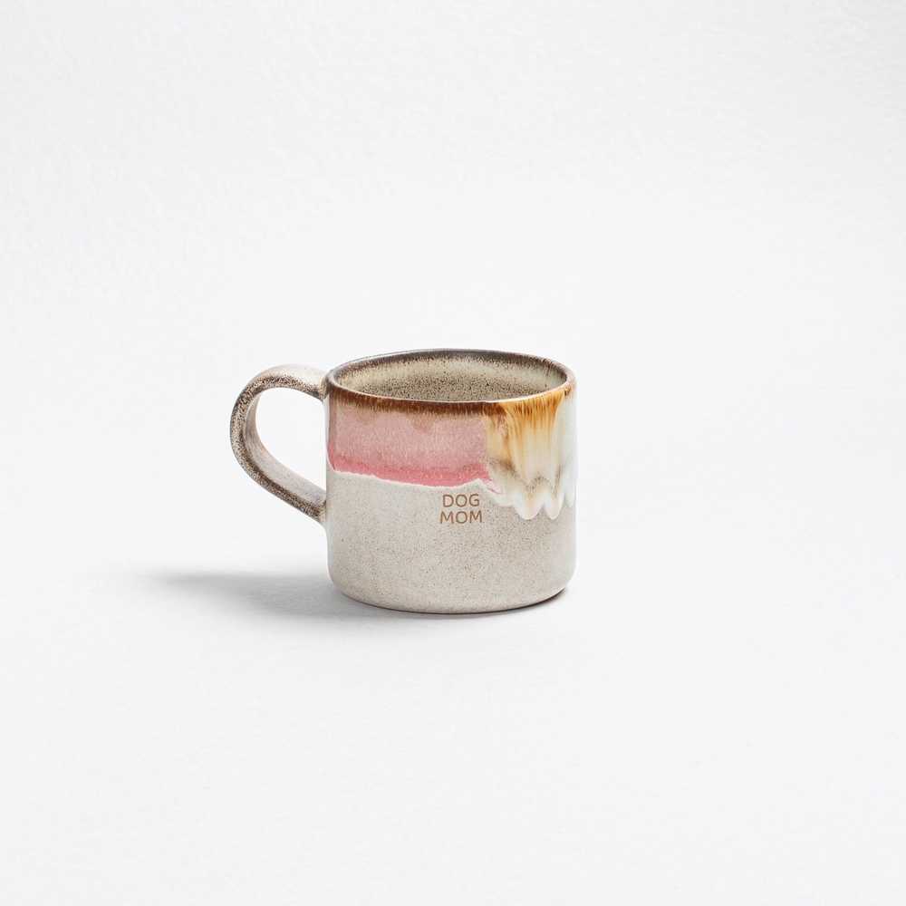 Egg Back Home Melting Ice Cream Kameninový hrnek Dog Mom, 360 ml