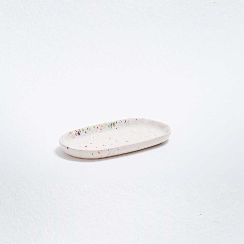 Egg Back Home New Party Sada kameninových hrnků a mini podnosů, 4 ks, bílá