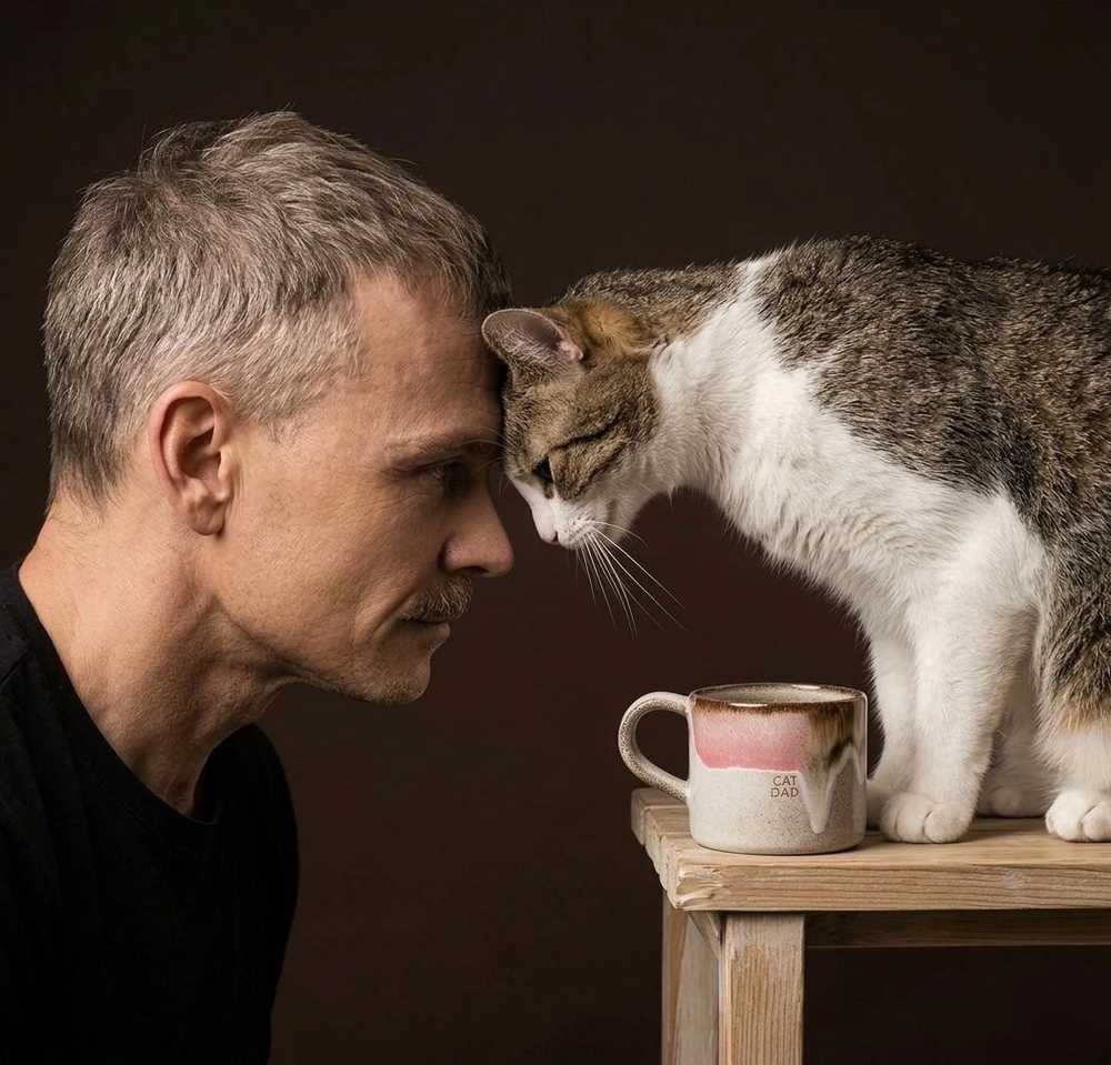 Egg Back Home Melting Ice Cream Kameninový hrnek Cat Dad, 360 ml