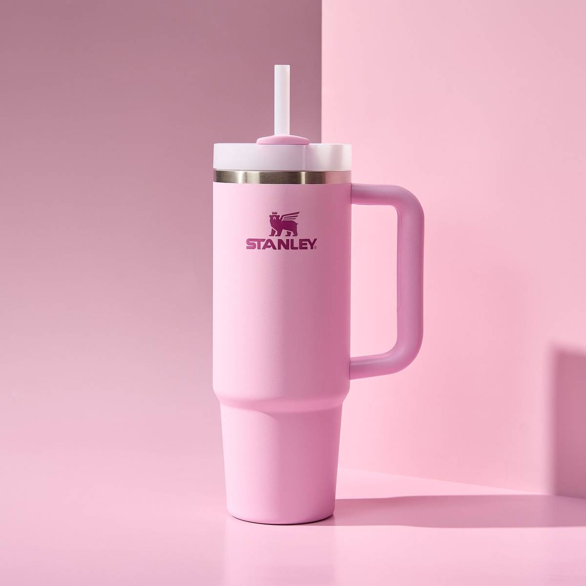 Stanley Láhev na vodu Quencher H2.0 FlowState™ Tumbler 890 ml, Cherry Blossom