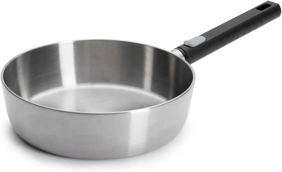 Woll Logic Steel Nerezová soté pánev s odnímatelnou rukojetí, 24 cm