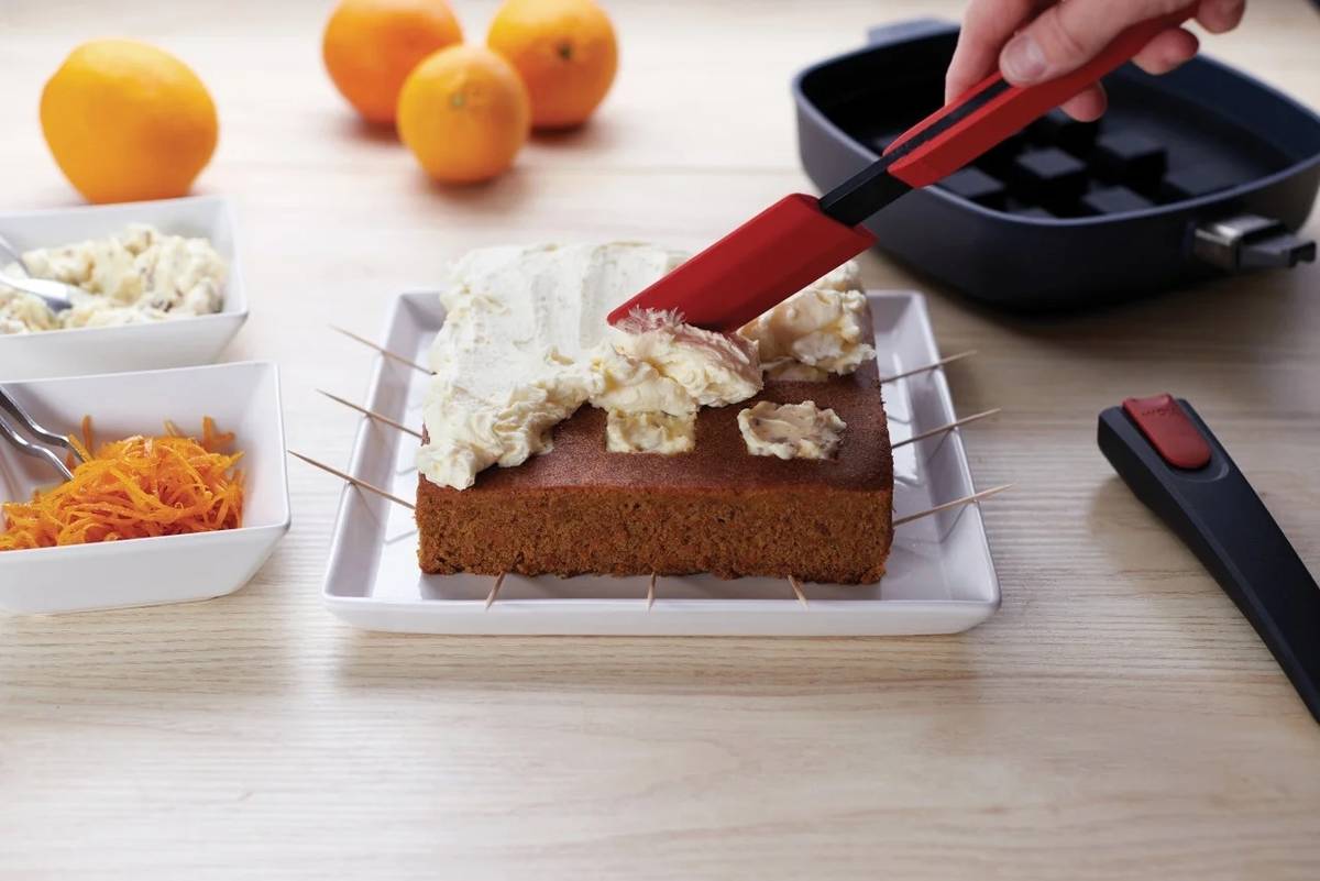 Woll Silikonová dortová vložka hranatá, 24 cm