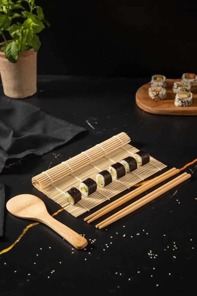 KitchenCraft World of Flavours Sada pro přípravu sushi, 4 ks