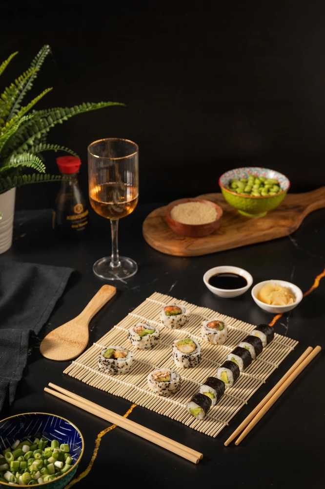 KitchenCraft World of Flavours Sada pro přípravu sushi, 4 ks